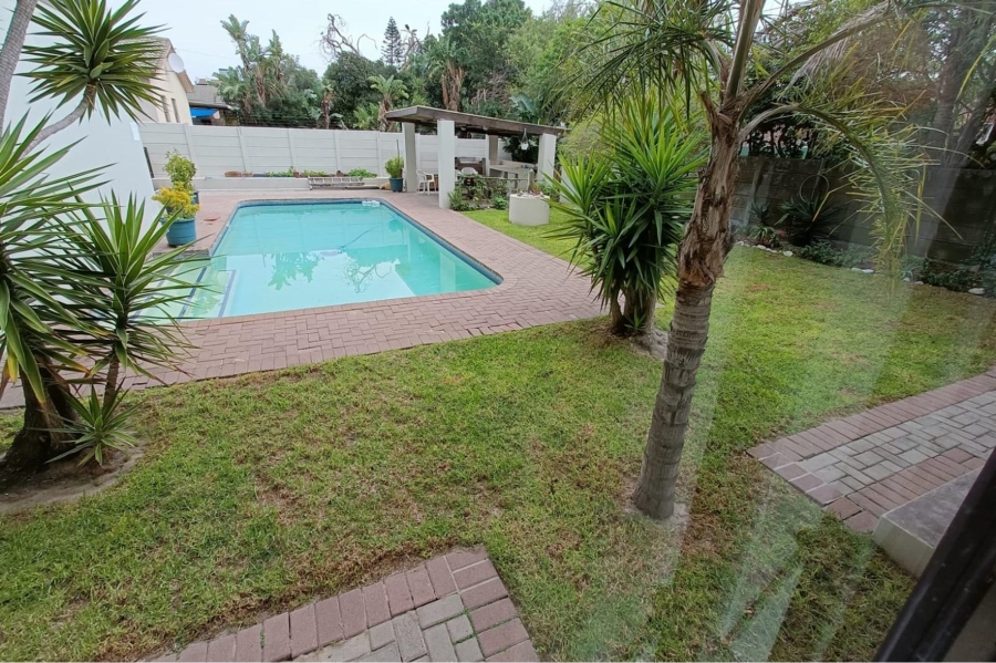 To Let 1 Bedroom Property for Rent in Table View Western Cape